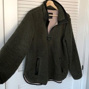 Abercrombie & Fitch Jackets & Coats - The Essential A&F Sherpa Fleece Abercrombie & Fitch Jackets & Coats - The Essential A&F Sherpa Fleece